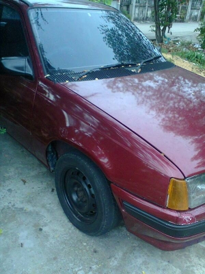 ขายรถเก๋งพร้อมใช้ 20,000 บาท ขายรถเก๋งพร้อมใช้ 20,000 บาท