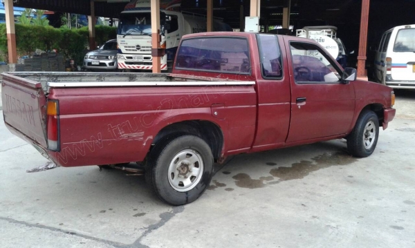 รถกระบะ NISSAN