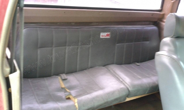 รถกระบะ NISSAN