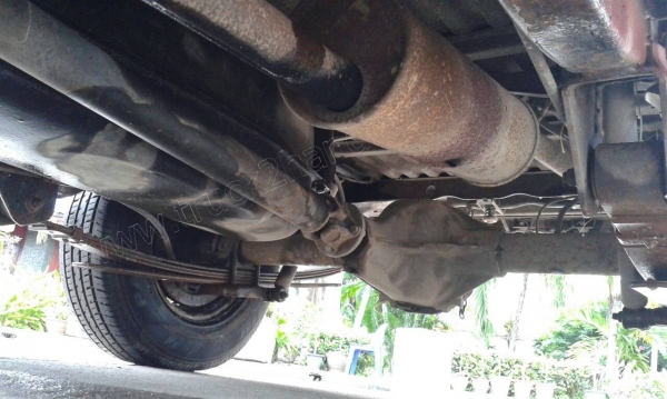 รถกระบะ NISSAN