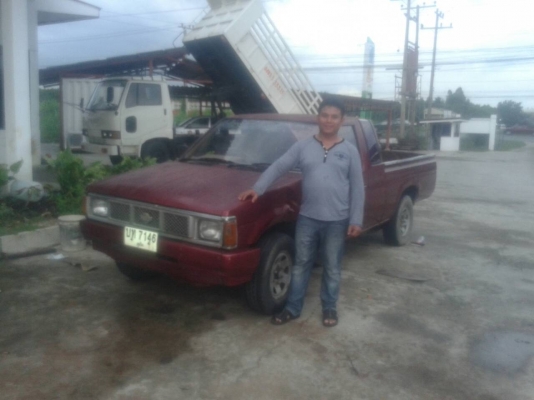 รถกระบะ NISSAN