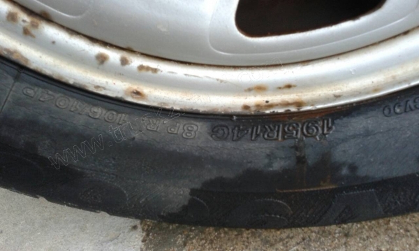 รถกระบะ NISSAN