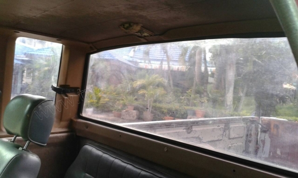 รถกระบะ NISSAN