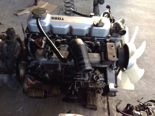 ขาย เครื่องยนต์ TD 25  สภาพสวยคับ เครื่องยกลงคับ