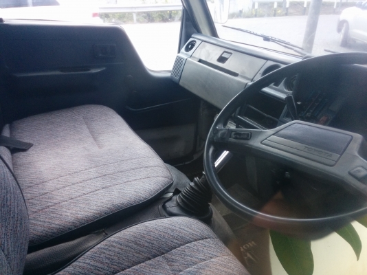 ขายรถบรรทุก 4 ล้อไม่ติดเวลาเครื่อง 2800 (3L)