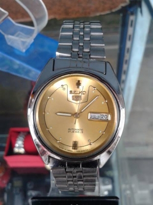 นาฬิกา SEIKO 5 ออโต้เมติก