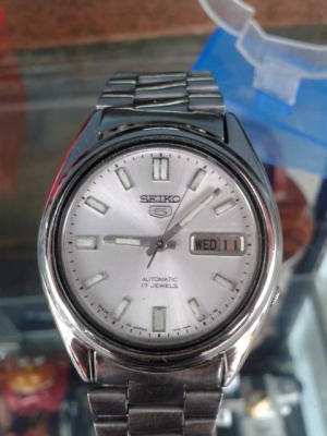 นาฬิกา SEIKO 5 ออโต้เมติก