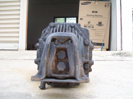 ขายเฟืองท้ายรถเบ้น w123 อัตราทด 3.92 สภาพดี