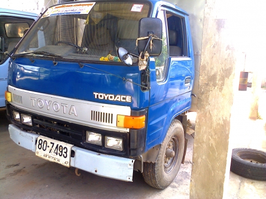 สี่ล้อกลาง TOYOTA ไดน่า BU-60 สภาพพร้อมลุย ภาษีไม่ขาด ทะเบียนชุดโอนพร้อม ราคา145000บ คุยกันได้