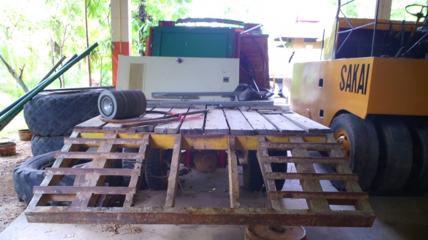 หกล้อ HINO FB หางเป็ด ปกติใช้บรรทุก รถแบคโฮ KOMATSU PC60-5 ราคาต่อรองได้