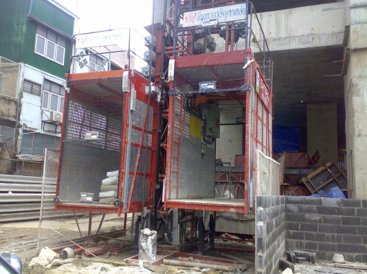 ขาย ลิฟท์ขนส่งวัสดุ