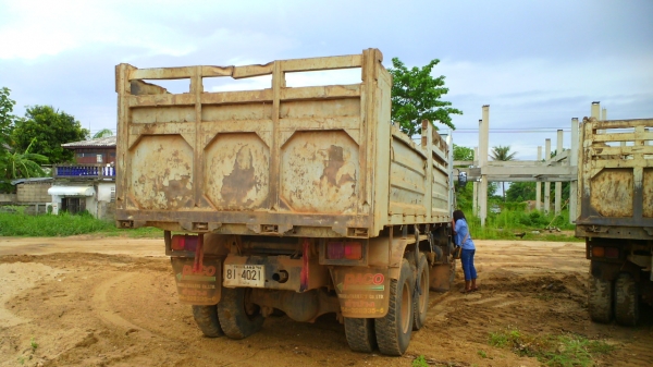 ็รถสิบล้อ HINO 3H รถปี 37 รถใช้งานดี ราคาต่อรองได้