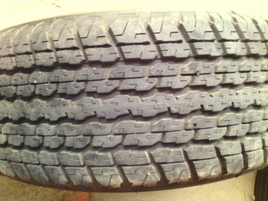 ล้ออีซูซูขอบ17ยางใหม่ป้ายแดง ล้ออีซูซูขอบ17ยางใหม่ป้ายแดง