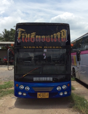 ขายรถบัส ยี่ห้อ BENZ 6ล้อ(พัดลม) เครื่อง Nissan 10 เมตร