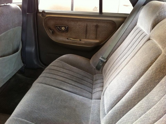 ขาย HYUNDAI  SONATA ปี95 เกียร์ธรรมดา สภาพเครื่องดีมาก ราคา 53,000.-