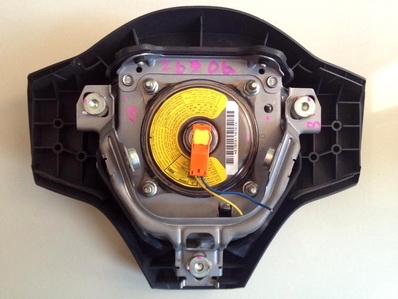 พวงมาลัย AIRBAG 3 ก้าน TOYOTA 2012 สวยไม่มีตำหนิ ตจวส่งได้ครับ