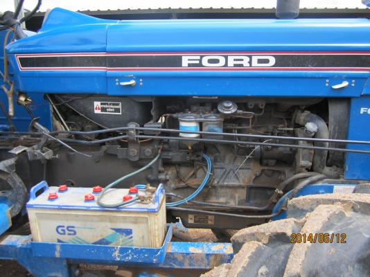 ขายรถไถ ฟอร์ด สภาพเยี่ยมพร้อมใช้งาน