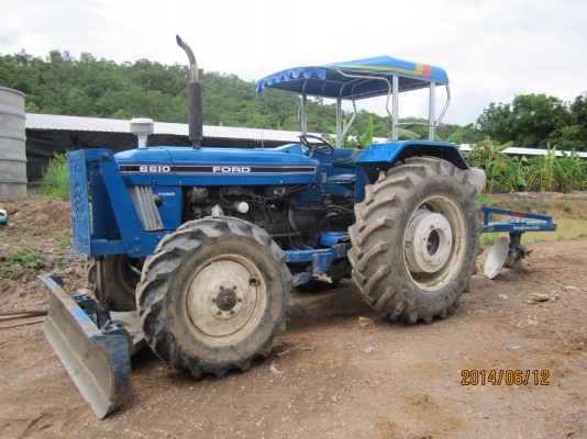 ขายรถไถ ฟอร์ด สภาพเยี่ยมพร้อมใช้งาน