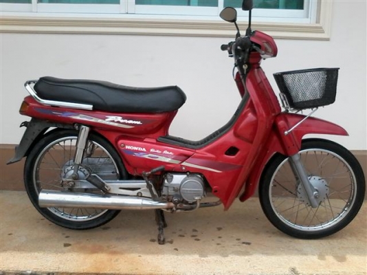 ขายดรีมเอ็กเซสทะเบียนพร้อมโอนรถเดิมเครื่องดีสีสวยทะเบียนขาดปี 55 ขาย 8900 บาท