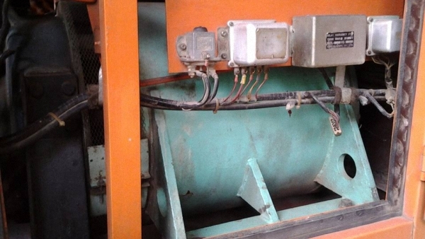 ขายเครื่องปั่นไฟ 125 kva  เครื่องยนต์ นิสสัน  ไดร์ Danyo  สนใจสอบถาม 089-096 2657