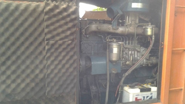 ขายเครื่องปั่นไฟ 125 kva  เครื่องยนต์ นิสสัน  ไดร์ Danyo  สนใจสอบถาม 089-096 2657