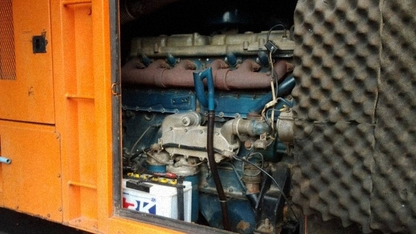 ขายเครื่องปั่นไฟ 125 kva  เครื่องยนต์ นิสสัน  ไดร์ Danyo  สนใจสอบถาม 089-096 2657