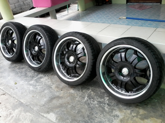 ขอบ20พร้อมยาง ดอกล้นๆ วิโก้ ไททัน แคมรี่ แอดคอส