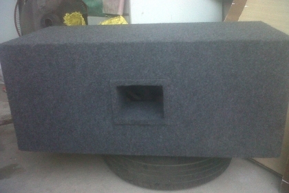 ตู้ซับ ใส่ดอก10-12นิ้วสภาพสวยๆ