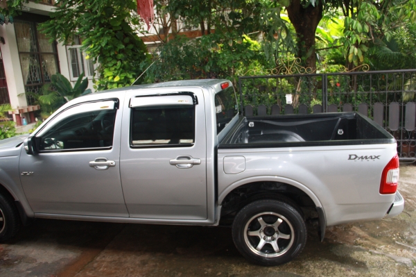 ขาย Isuzu Dmax 4 ประตู รถที่บ้าน