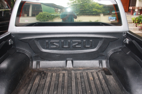 ขาย Isuzu Dmax 4 ประตู รถที่บ้าน