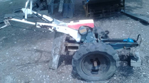 รถเดินตามสภาพดีสนใจติดต่อ อ้อยอ่างทอง 0892436011