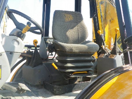 รถตักหน้าขุดหลัง JCB 3CX S/N:0922952 นำเข้าเองจากอิตาลี สนใจโทร. 080-6565422 (หนิง)