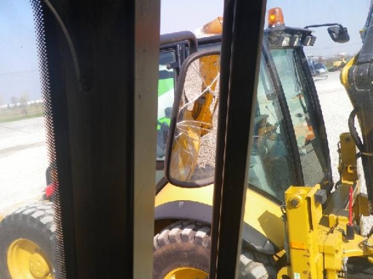 รถตักหน้าขุดหลัง JCB 3CX S/N:0922952 นำเข้าเองจากอิตาลี สนใจโทร. 080-6565422 (หนิง)