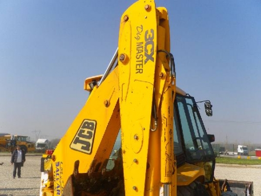 รถตักหน้าขุดหลัง JCB 3CX S/N:0922952 นำเข้าเองจากอิตาลี สนใจโทร. 080-6565422 (หนิง)