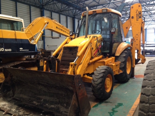 รถตักหน้าขุดหลัง JCB 3CX S/N:0922952 นำเข้าเองจากอิตาลี สนใจโทร. 080-6565422 (หนิง)