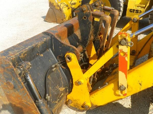 รถตักหน้าขุดหลัง JCB 3CX S/N:0922952 นำเข้าเองจากอิตาลี สนใจโทร. 080-6565422 (หนิง)