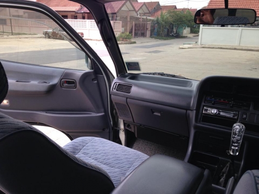 ..........TOYOTA SUPERCUSTOM 4WD ...............