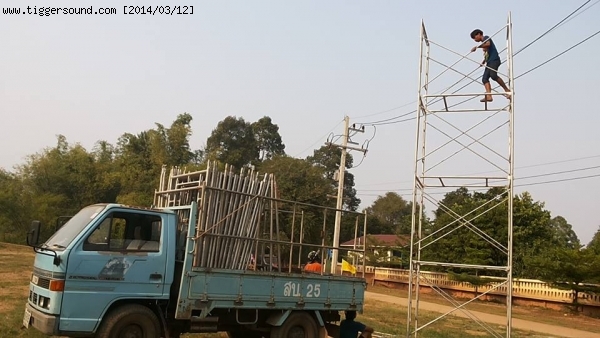 ขาย รถ 4 ล้อ เครื่องยนต์ อีซูสุ 88 แรง 4 สูบ  กระบะบรรทุก  สนใจสอบถาม 089-096 2657