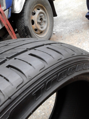 205/40R17 TRACMAH RADIAL F106 มี 2 เส้น ปีใหม่ๆ สวยไม่มีที่ติ TEL.081-427-3941 205/40R17 TRACMAH RADIAL F106 มี 2 เส้น ปีใหม่ๆ สวยไม่มีที่ติ TEL.081-427-3941