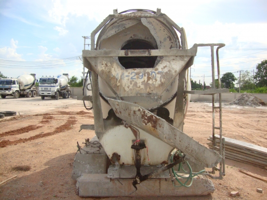 โม่ผสมคอนกรีต