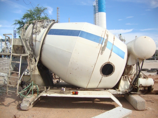 โม่ผสมคอนกรีต