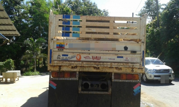 HINO FG เจ้าของซื้อเงินสดมาราคา 2,050,000 บาทค่ะ ไปจันทรบุรี HINO FG เจ้าของซื้อเงินสดมาราคา 2,050,000 บาทค่ะ ไปจันทรบุรี