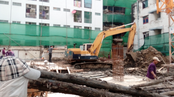 บริการซ่อมเครื่องจักรกลหนัก ระบบไฮดรอลิค  เกียร์ ทอร์ค  ระบบไฟฟ้า ระบบช่วงล่าง เบรค  ตัวเดิน