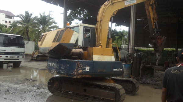 บริการซ่อมเครื่องจักรกลหนัก ระบบไฮดรอลิค  เกียร์ ทอร์ค  ระบบไฟฟ้า ระบบช่วงล่าง เบรค  ตัวเดิน