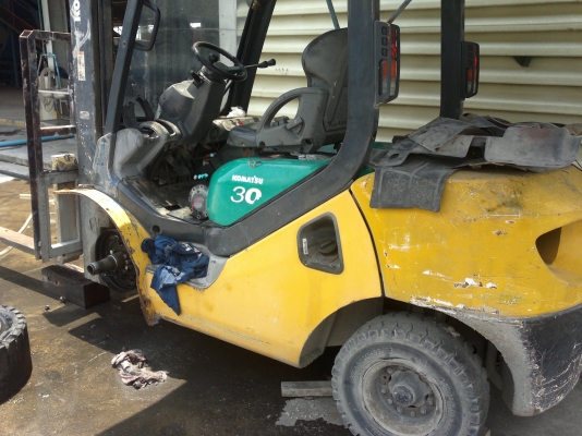 บริการซ่อมเครื่องจักรกลหนัก ระบบไฮดรอลิค  เกียร์ ทอร์ค  ระบบไฟฟ้า ระบบช่วงล่าง เบรค  ตัวเดิน