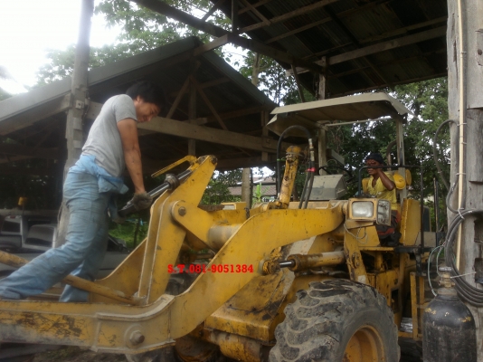 บริการซ่อมเครื่องจักรกลหนัก ระบบไฮดรอลิค  เกียร์ ทอร์ค  ระบบไฟฟ้า ระบบช่วงล่าง เบรค  ตัวเดิน