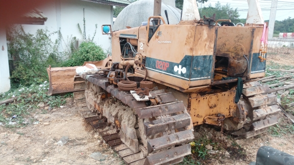 บริการซ่อมเครื่องจักรกลหนัก ระบบไฮดรอลิค  เกียร์ ทอร์ค  ระบบไฟฟ้า ระบบช่วงล่าง เบรค  ตัวเดิน