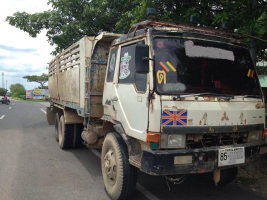 ***ขายแล้วครับขอบคุณ Truck2hand ขาย10ล้อ2เพลาดั้ม ถูกๆ MITSU FN527M-TD0691 ตากลมใส่ตาเหลี่ยม ปี47 วางเครื่อง6D17 เกาะโบ 210 เทอโบ (ลงเล่ม) เครื่องแห้งดี แรงดี เกียร์10สปีด ช่วงล่างเดิม เบรคใหญ่ เพลาไม่บุ๋ม คัสซีสวยเดิม ไม่ปะไม่ดาม ไม่บวม กระบะดั้มเหล็ก