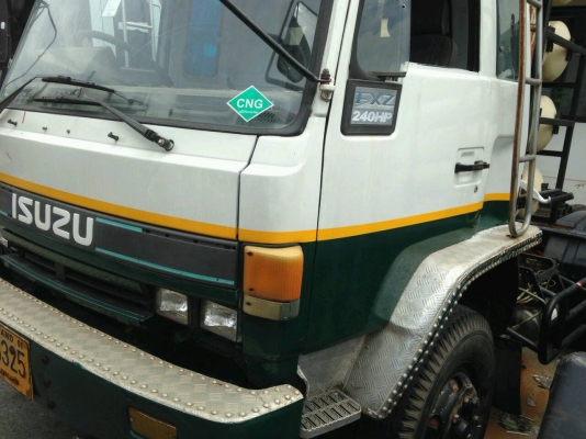 ขายหัวลาก ติดแก๊ส 240 นางฟ้า รถจอด ม.79 มี 2 คัน ราคา 580,000 บาท