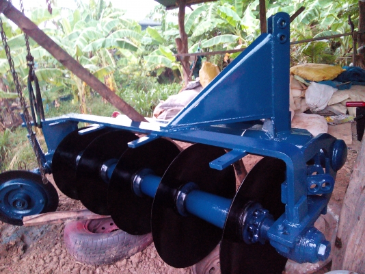 มาก่อนได้ก่อนไปเลย ครับ  ผาน5x26"CMT  รถไถฟอร์ด